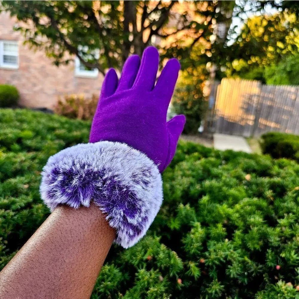 Purple Faux Fur Trim Text Capability Statement Gloves.